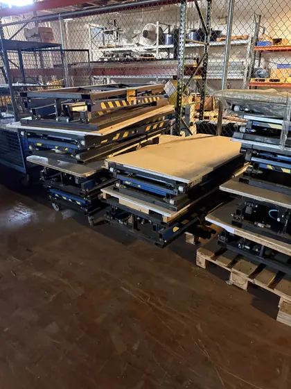 Pneumatic Scissor Lift Tables – IMG_2814.JPG
