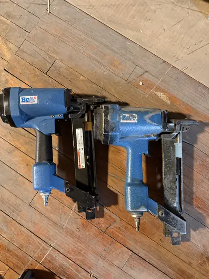 Heavy Duty Pneumatic Stapler – IMG_2869.JPG