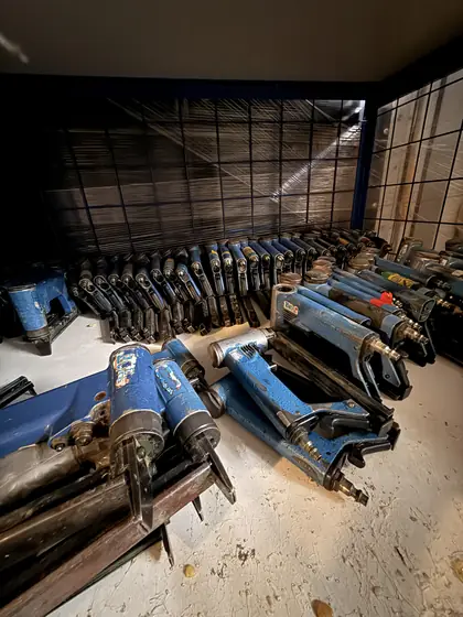 Pneumatic Staple Guns – IMG_2871.JPG